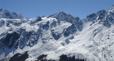 Ganja-la pass trekking