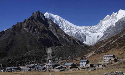 Langtang circuit trek